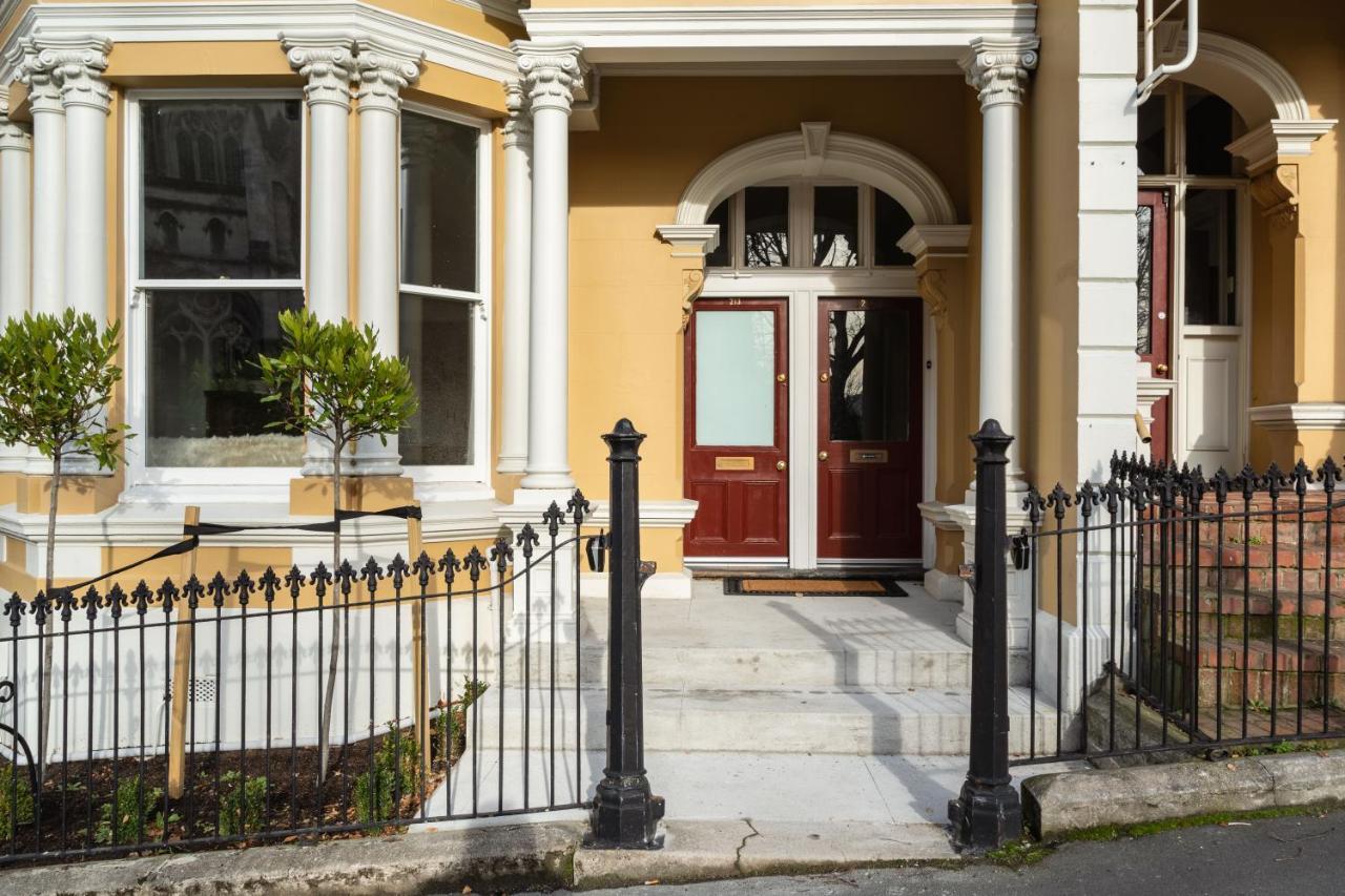Luxury Apartment On Stuart Dunedin Exterior photo